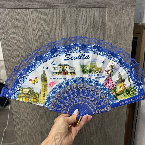 Decor or Hand Fan New From Spain - Picture 7 of 9